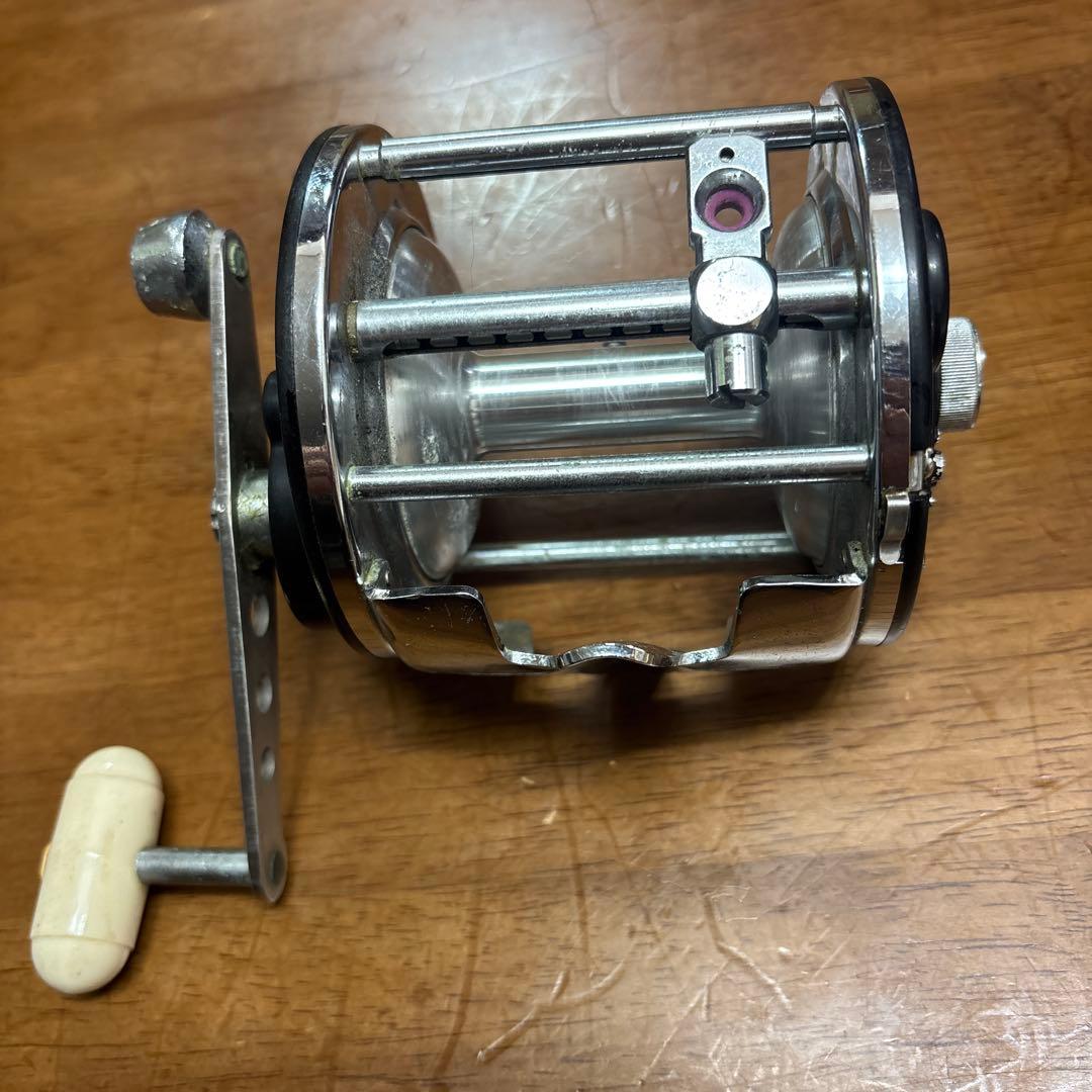 ★*★様 Dynamic 700S 両軸リール ステンレススチール DAIWA