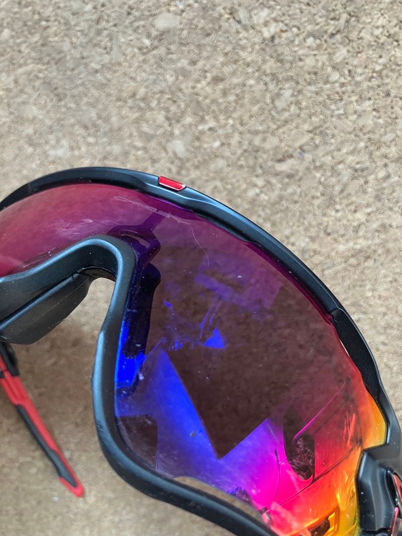 小物 Oakley jawbreaker