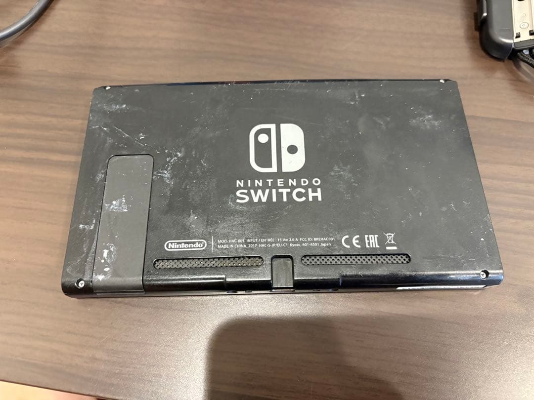 最終値下NINTENDO Switch 初代　ジョイコン以外全てあり　おまけあり