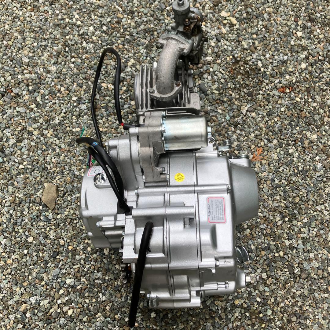 k*u様 中華エンジン　110cc 未使用　外装はボロいです