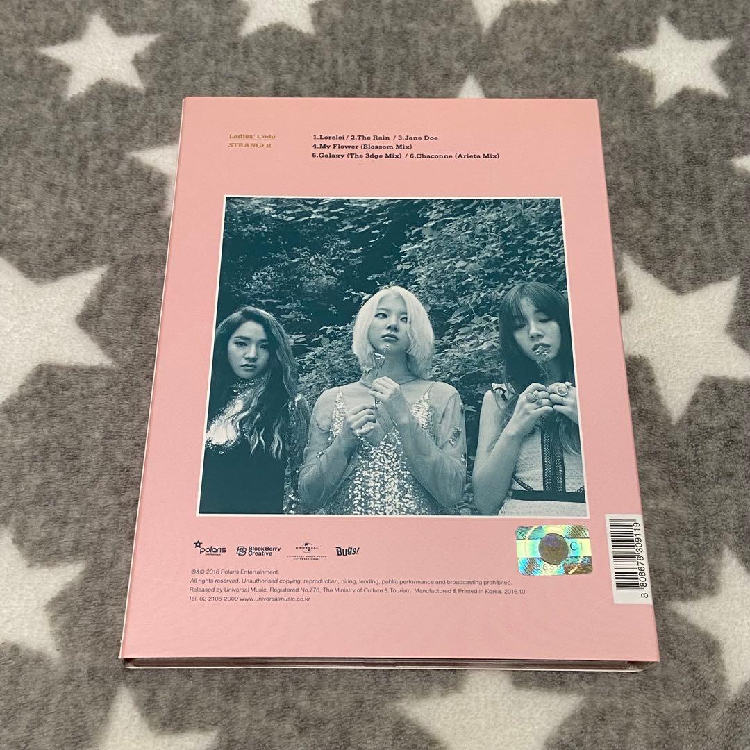 LADIES’ CODE / STRANGɛR