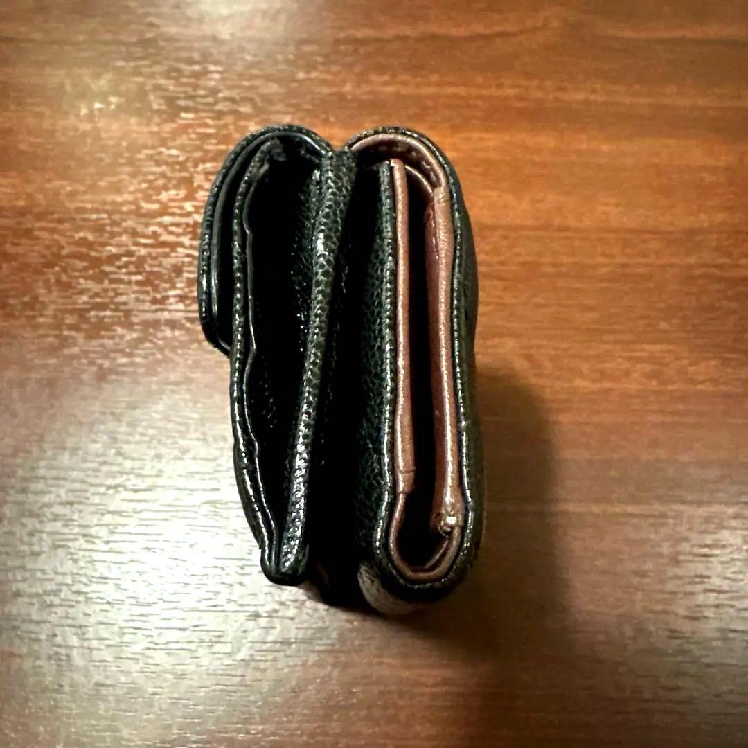 確実正規品❗️CHANEL シャネル　キャビアスキン　コンパクト　三つ折り財布　黒