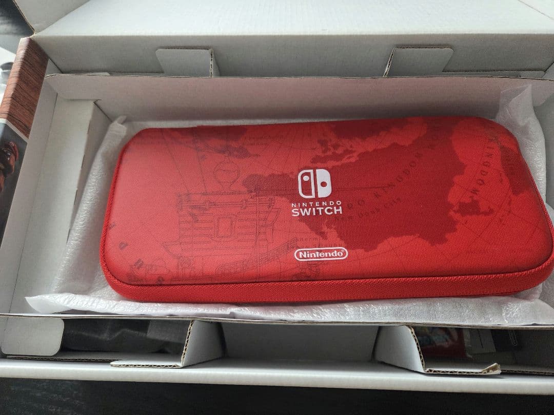 Nintendo Switch 赤