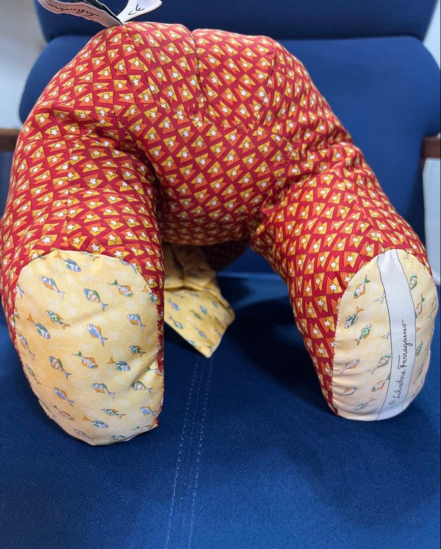 Salvatore Frrragamoクマぬいぐるみ3体セット