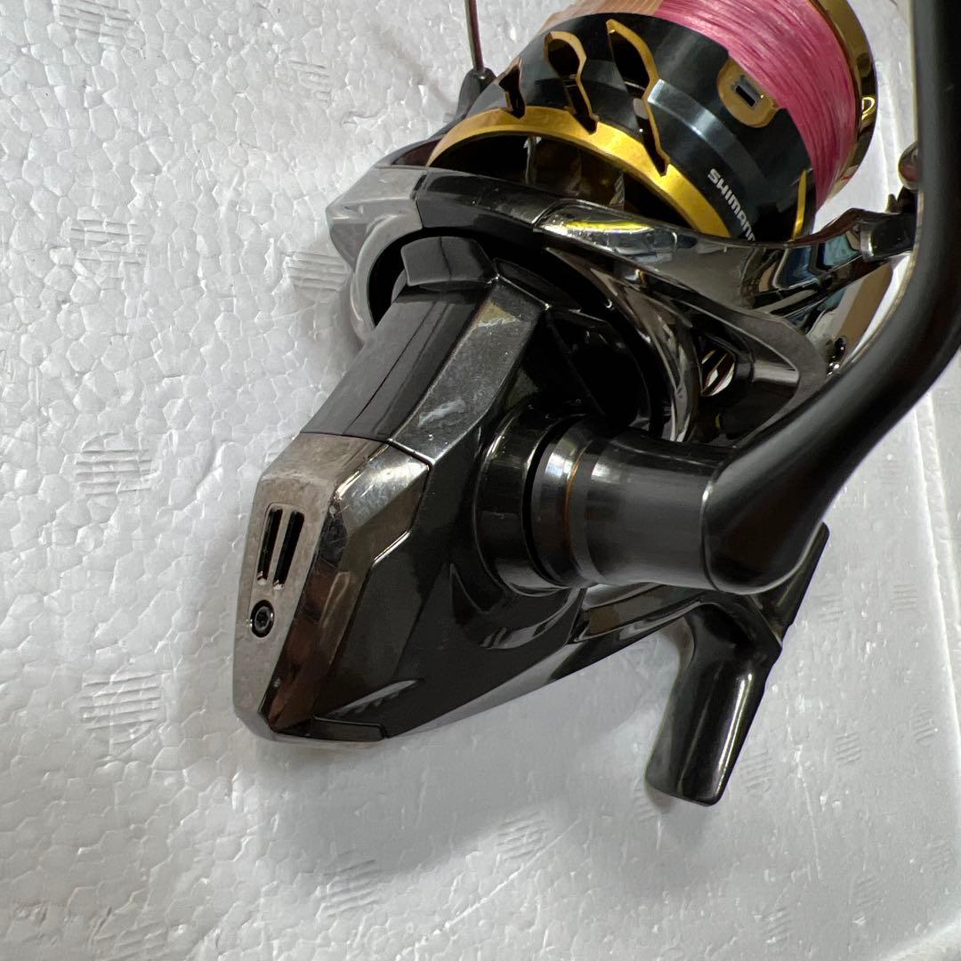 SHIMANO 20TWIN POWER 4000MHG スピニングリール