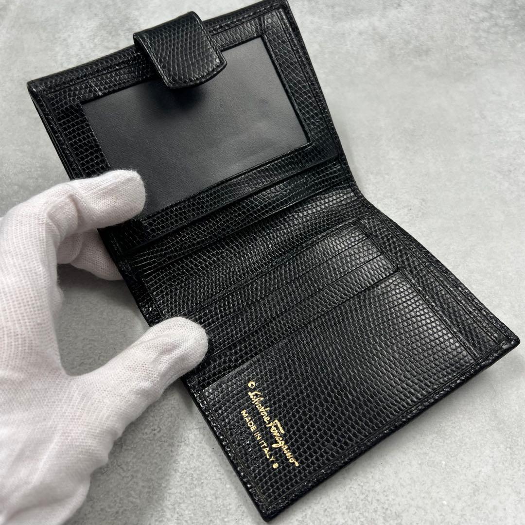 専用　Ferragamo ヴァラリボン レザー 折り財布 レディース 8305