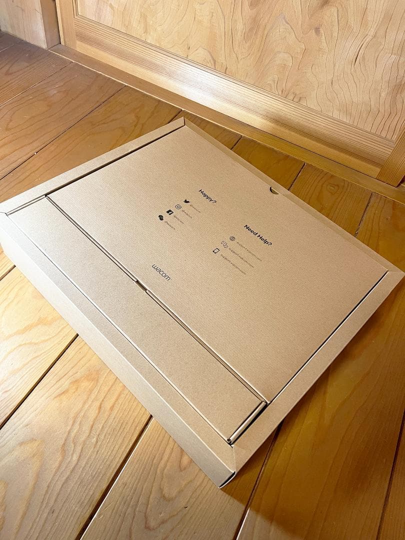 Wacom Cintiq 16 液タブ本体 純正スタンド付きDTK1660K0D