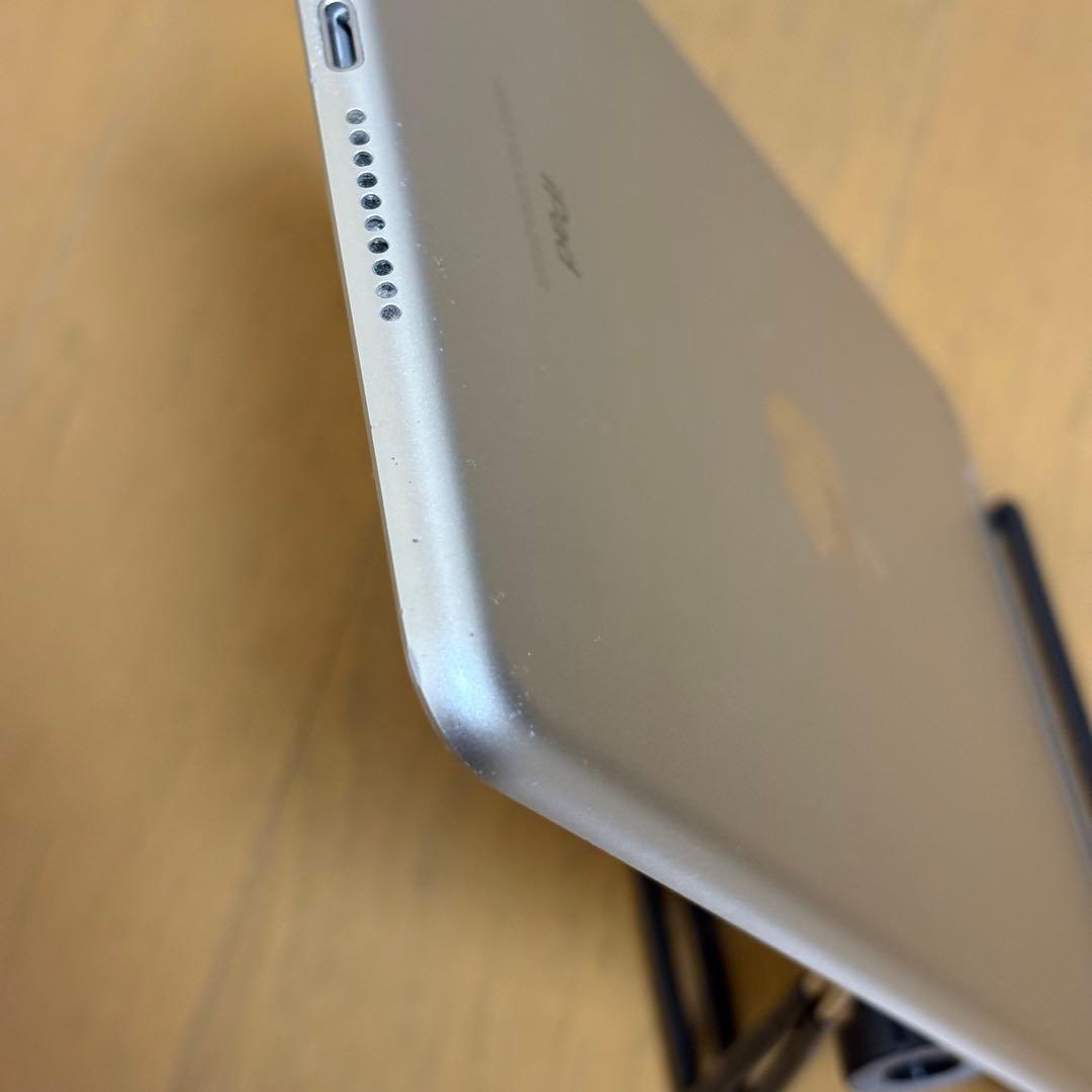 Apple iPadmini 7.9インチ 第５世代バッテリー95％ 本体難あり