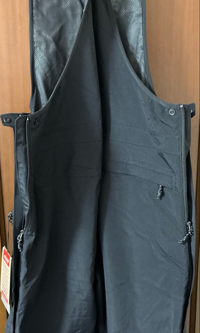 新品タグ付　MOUNTAIN HARD WEAR FirstTrack Bib