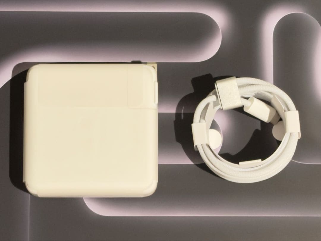 【新品】Apple純正 MagSafe3ケーブル・USB-C電源アダプタ96W