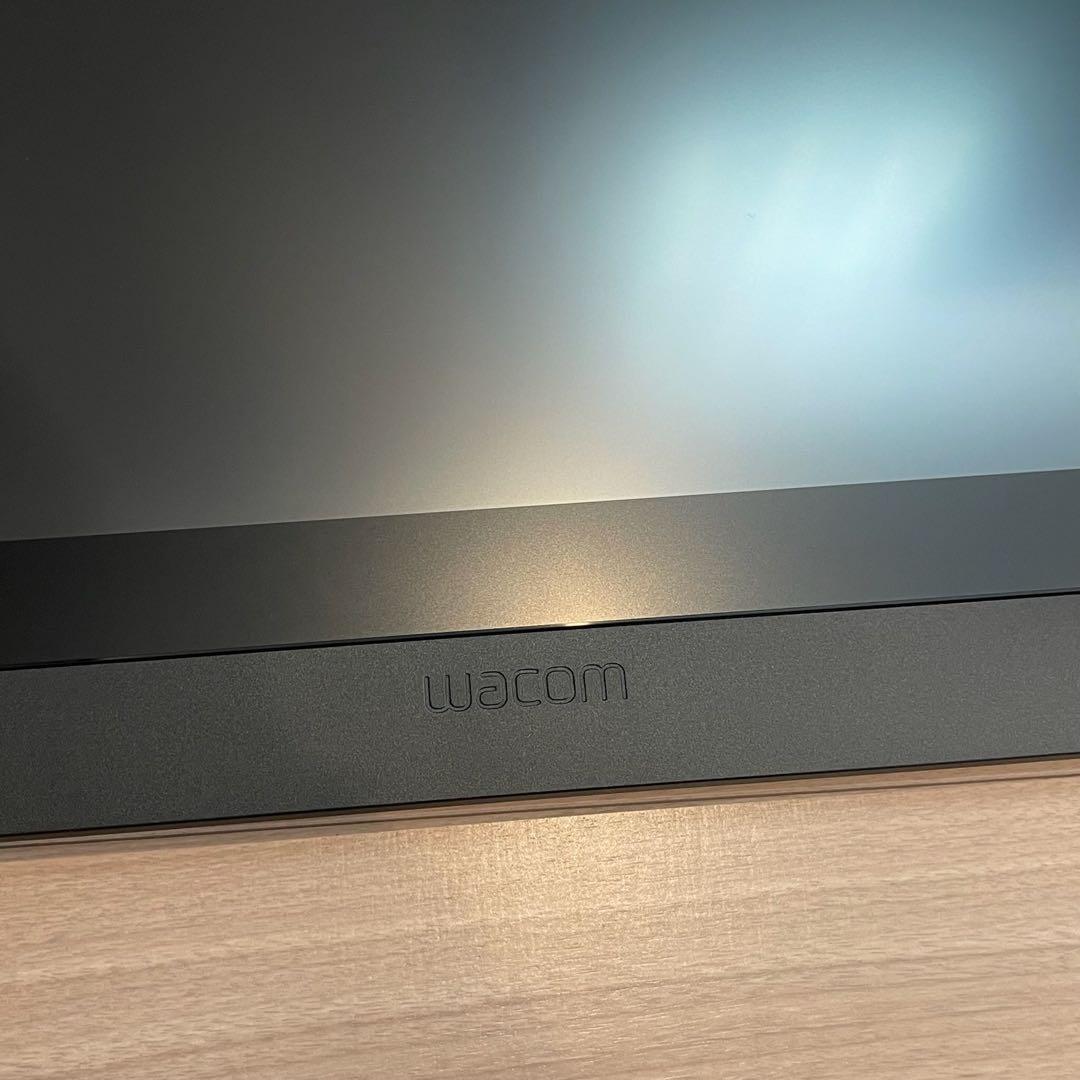 美品　Wacom Cintiq 16 FHD DTK1660 ワコム　液タブ