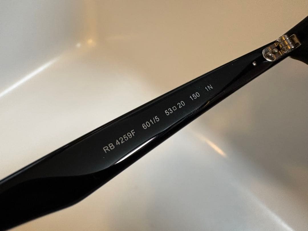 タイムセール！21時まで！レイバンサングラス　RB4259F 新品未使用