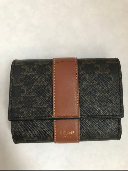 本日のみの価格！セリーヌ　CELINE トリフォールドウォレット