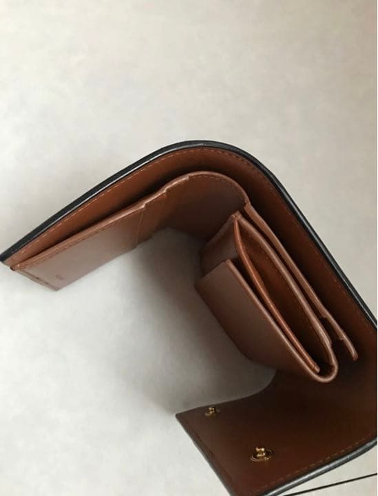 本日のみの価格！セリーヌ　CELINE トリフォールドウォレット