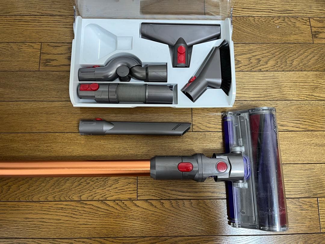 dyson コードレスクリーナー本体 先端ツール　スタンドセット