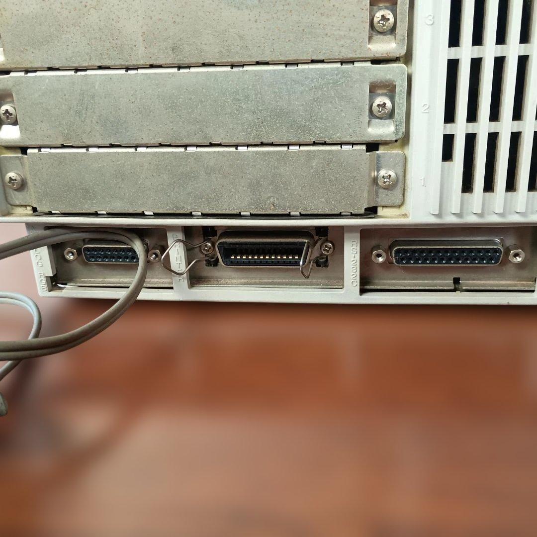 レトロPC　FM-Towns Ⅱ モデルMX20　通電のみ確認の本体　ジャンク