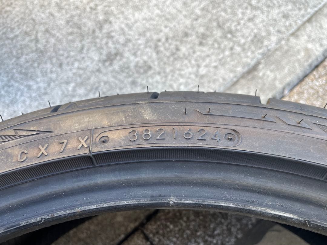 225/35R20 中古2本 ニットーNT555 G2 肩減りあり