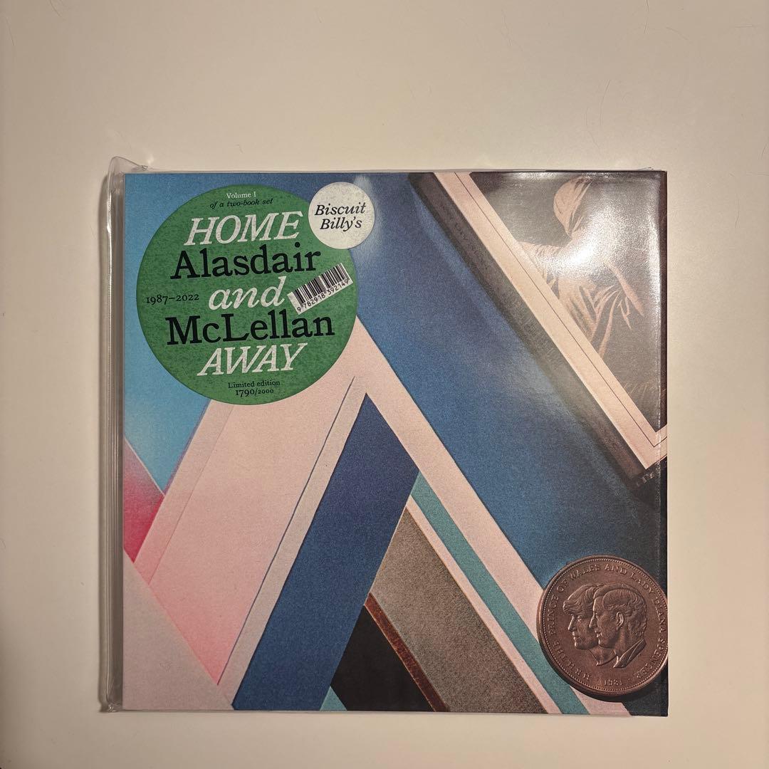 アート・デザイン・音楽 Alasdair McLellan  and AWAY 1 and 2