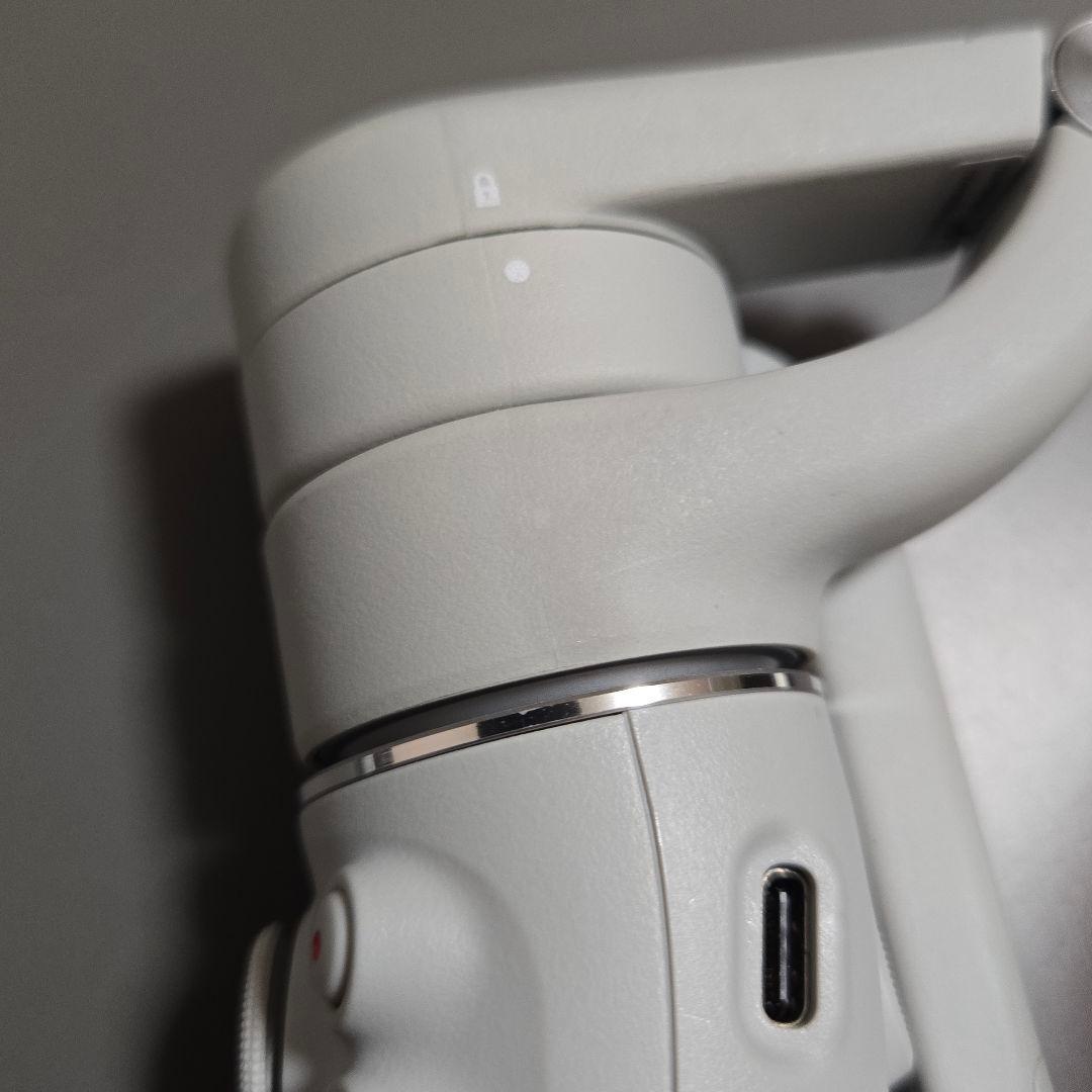 DJI OM 5 スマートフォンスタビライザー　サンセットグレー