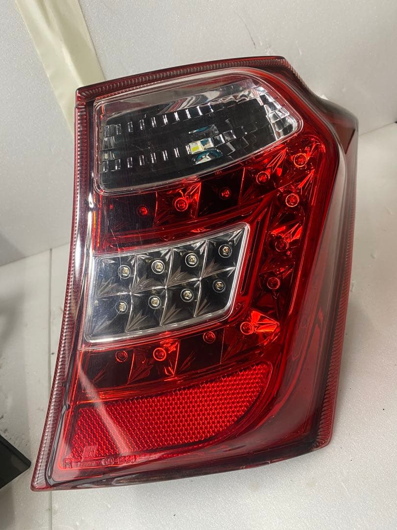 ホンダ フリード（GB3/GB4）用 社外LEDテールランプ 左右セット