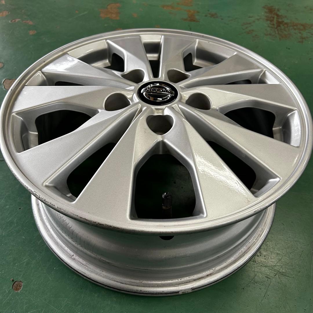 中古アルミ日産セレナC27純正　1本　補修用にどうぞ
