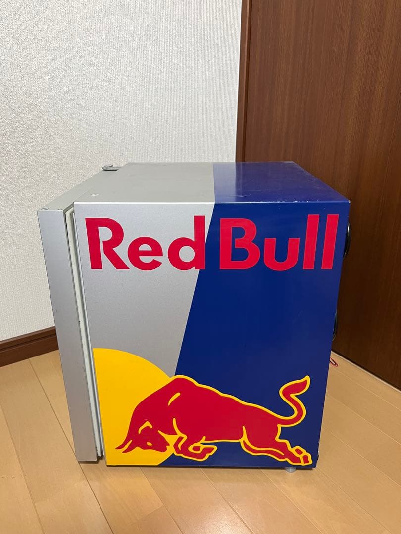 レッドブル　redbull 冷蔵庫
