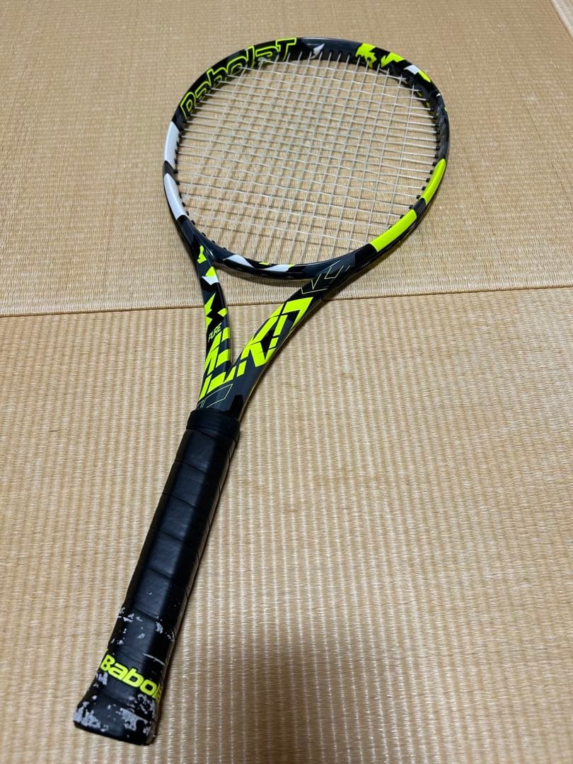 割引　バボラ テニスラケット　ピュアアエロ 2022 BABOLAT 300g