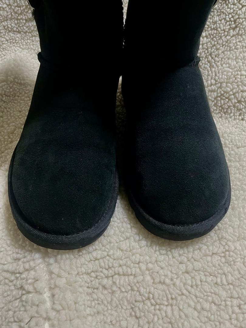 UGG ベイリーボタンブリング黒 23cm【美品】