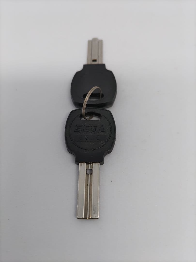 セガ　解除キー2個セット　5380 純正　未使用 （中古シリンダーおまけ付き)