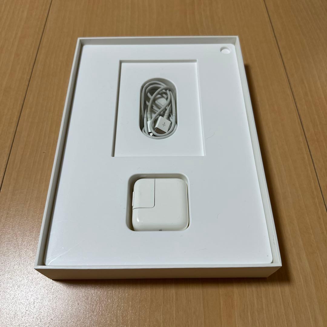 iPad Pro 9.7 スペースグレイ 256GB MLMY2J/A