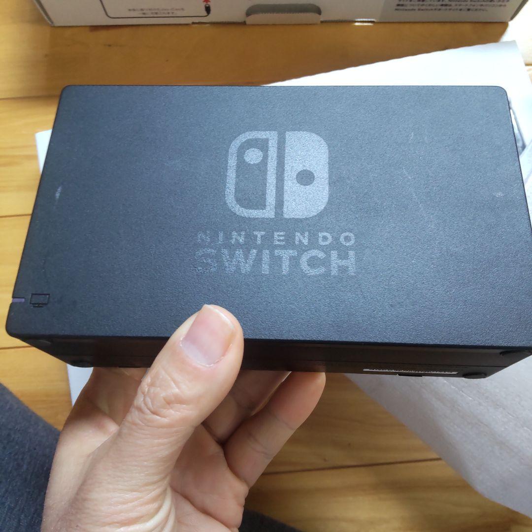 Nintendo Switch ネオンブルー・レッド 本体　ニンテンドースイッチ