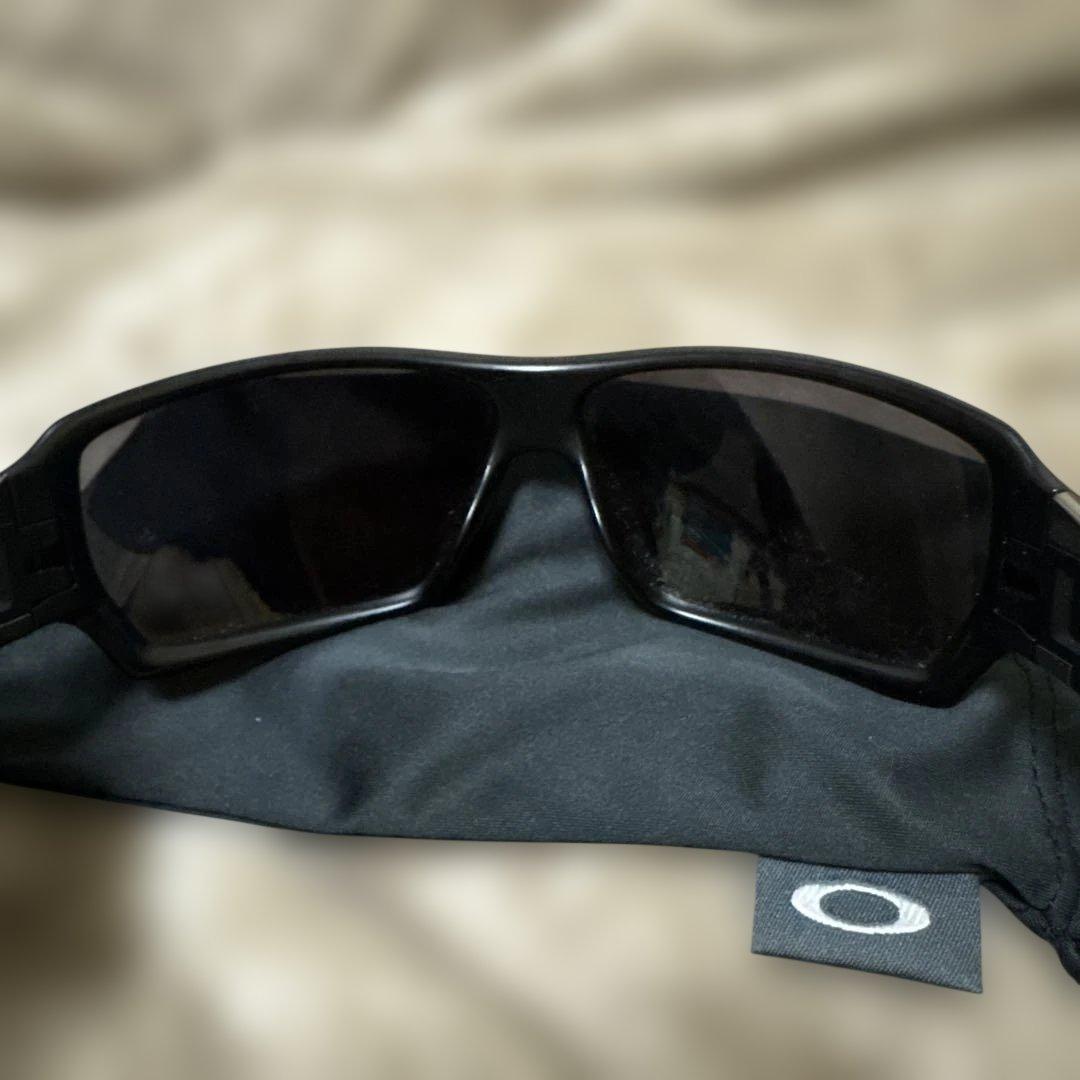 Oakley 偏光レンズスポーツサングラス ブラック ケース付き
