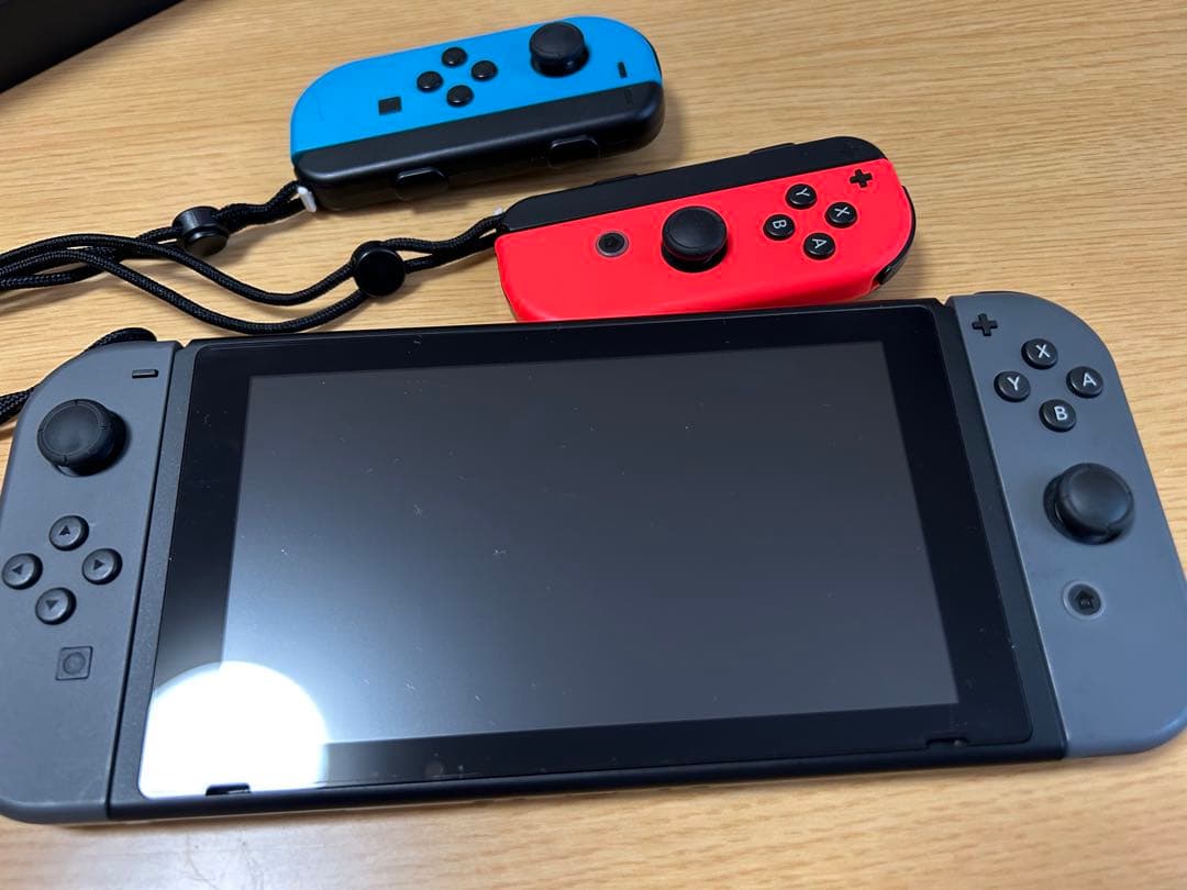 Nintendo Switch 本体 ブルーレッド Joy-Conブラックつき