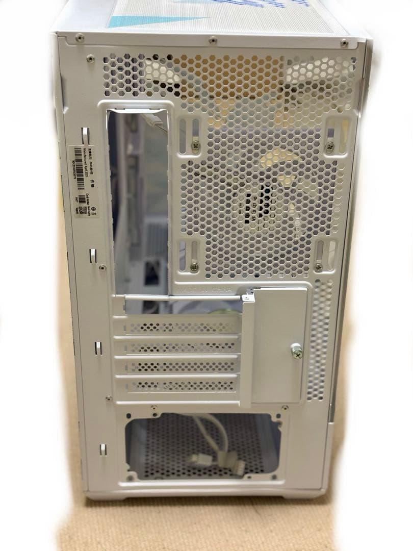 ASUS 彗星A01 ケース 吹雪姫カスタム外装 M-ATX対応 6基ファン付き