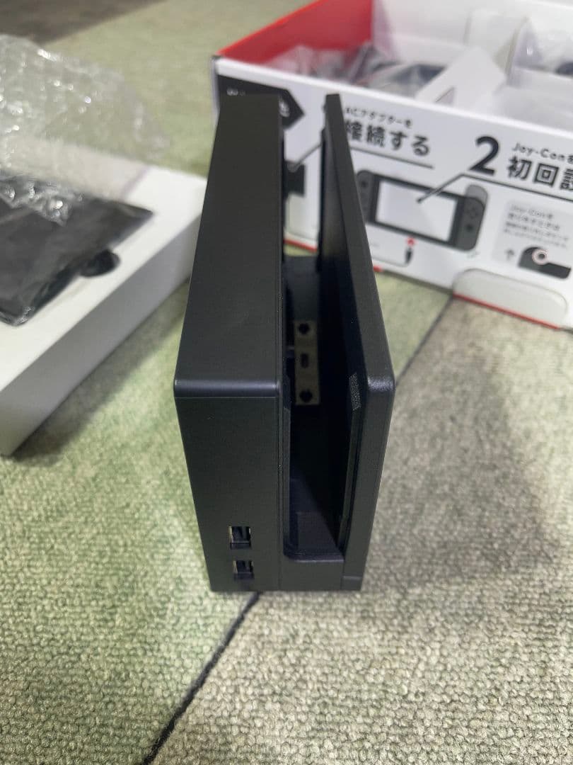 タ*コ様 ◆美品◆任天堂Switchバッテリー強化版 グレー本体一式◾️おまけ付