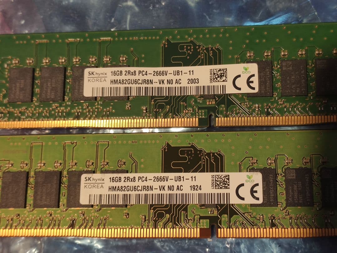 Sk Hynix メモリ 16GB 2枚 合計32GB DDR4 動作品 CJR