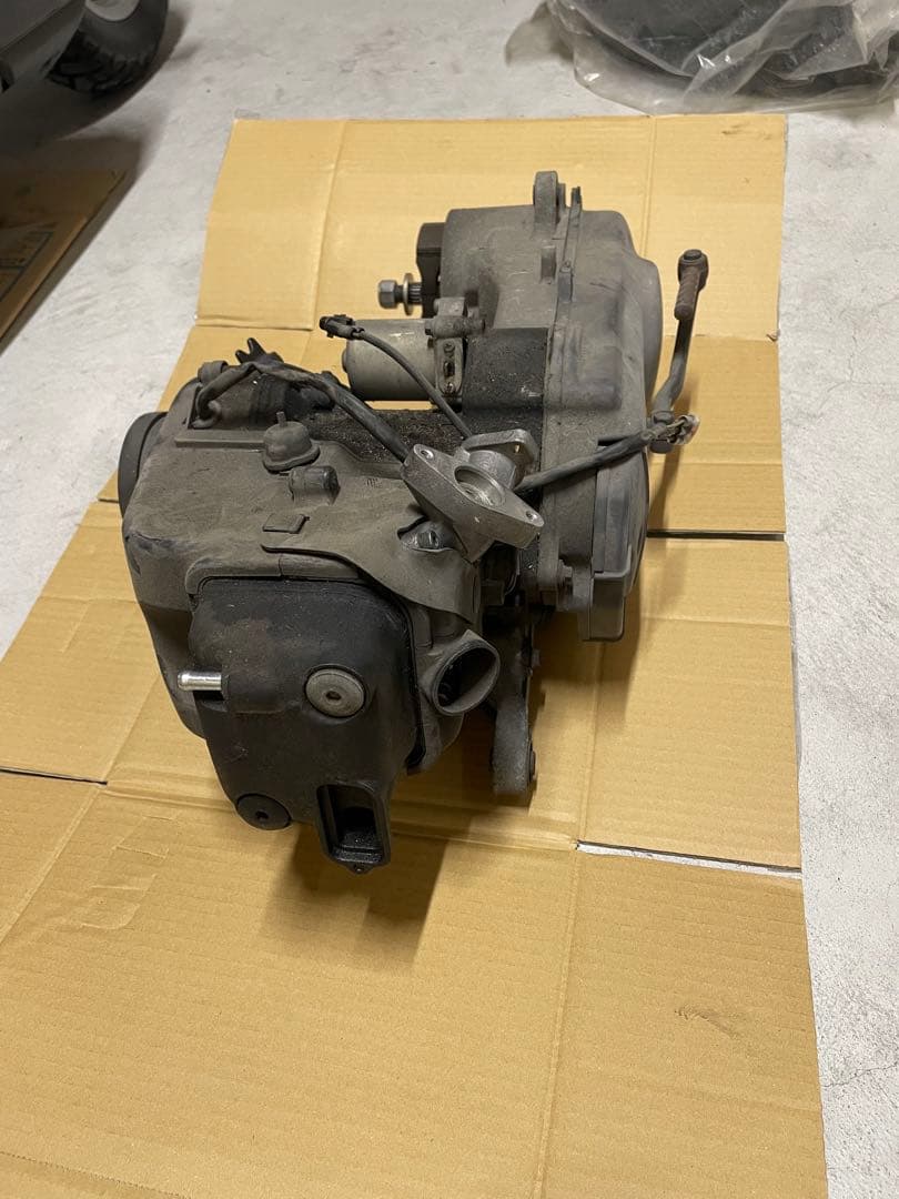 【ジャンク扱い】スズキ　レッツ4 バスケット　エンジン