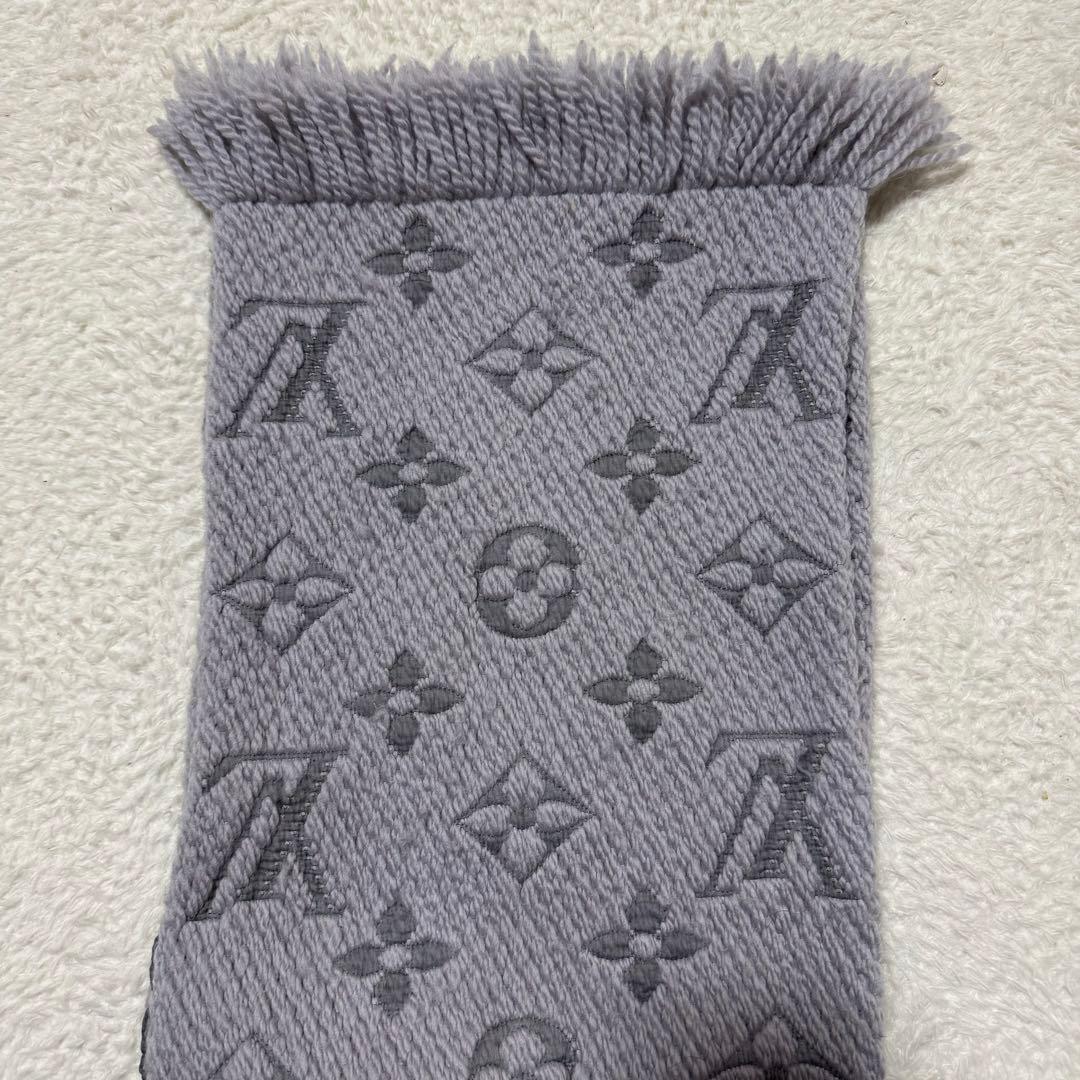 美品！ルイヴィトン　エシャルプ　ロゴマニア マフラー グレー シルク モノグラム