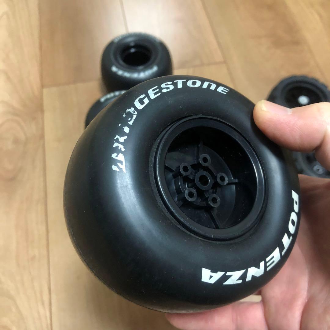 R31HOUSEスリックタイヤ　ワイルドウイリー　ランチボックス