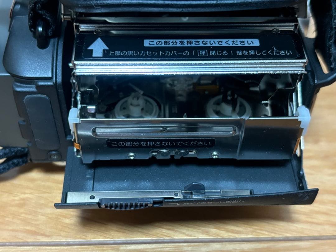 パナソニック Panasonic NV-C2 Mini DV ビデオカメラ