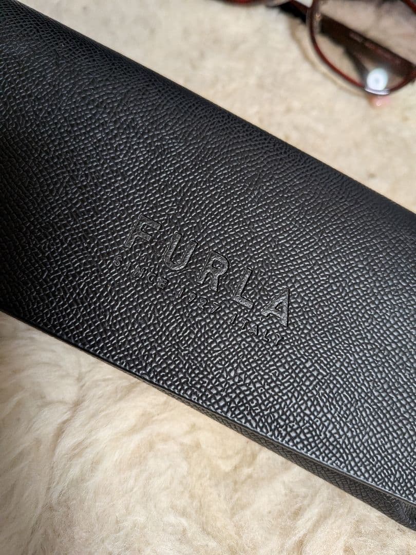 タイムセール★フルラ　FURLA　サングラス　ケース付　紫外線対策