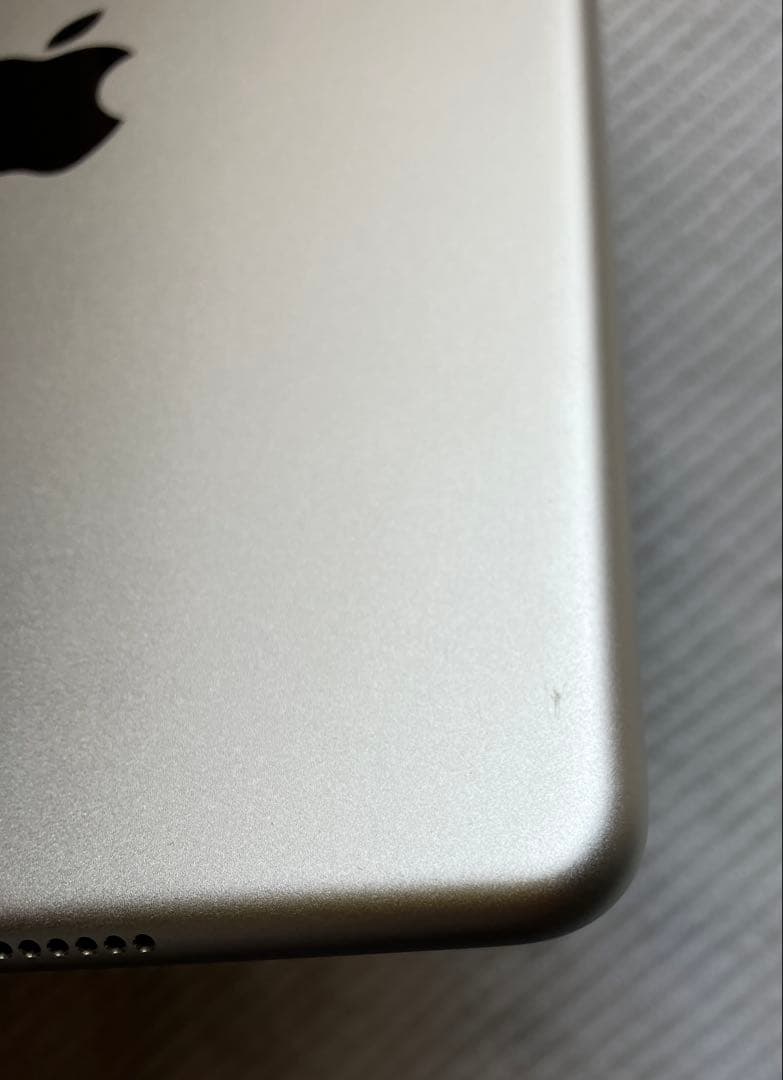 iPad本体 Apple iPad mini 4 128GB Wi-Fi+cellular