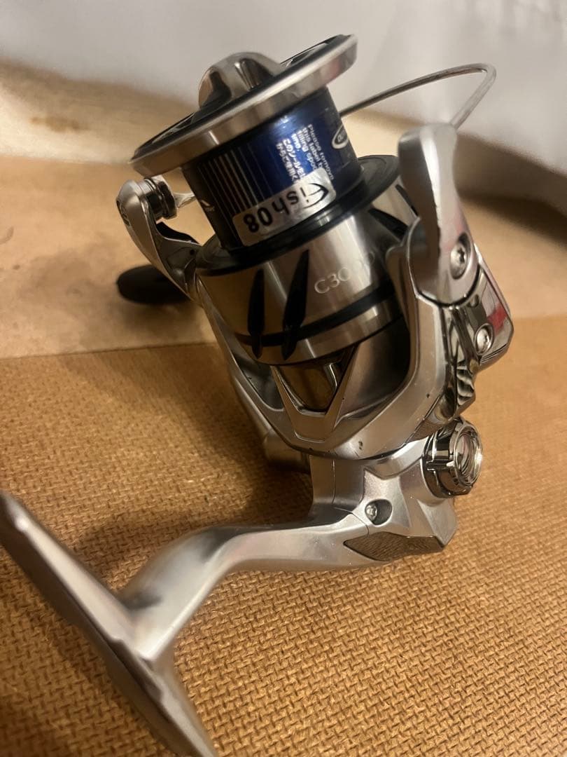 SHIMANO 23STRADIC C3000XG スピニングリール