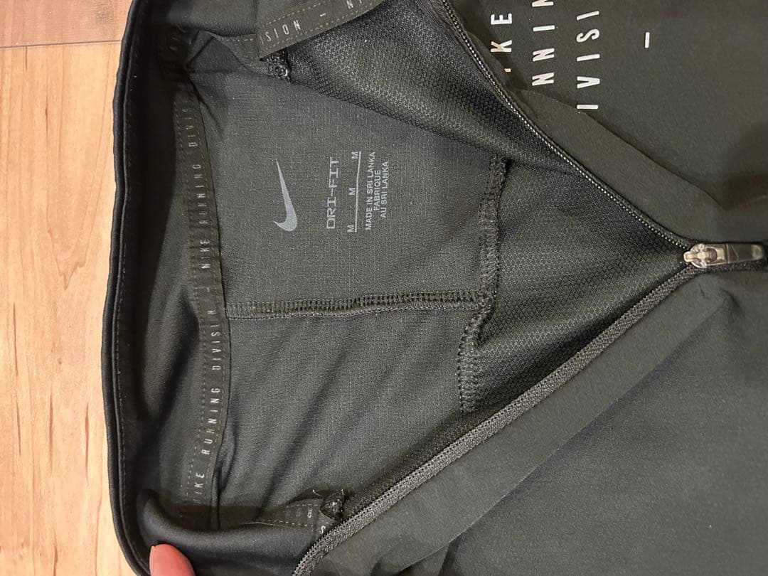 Nike Running Division ハーフジップ 黒 ランニングウエア