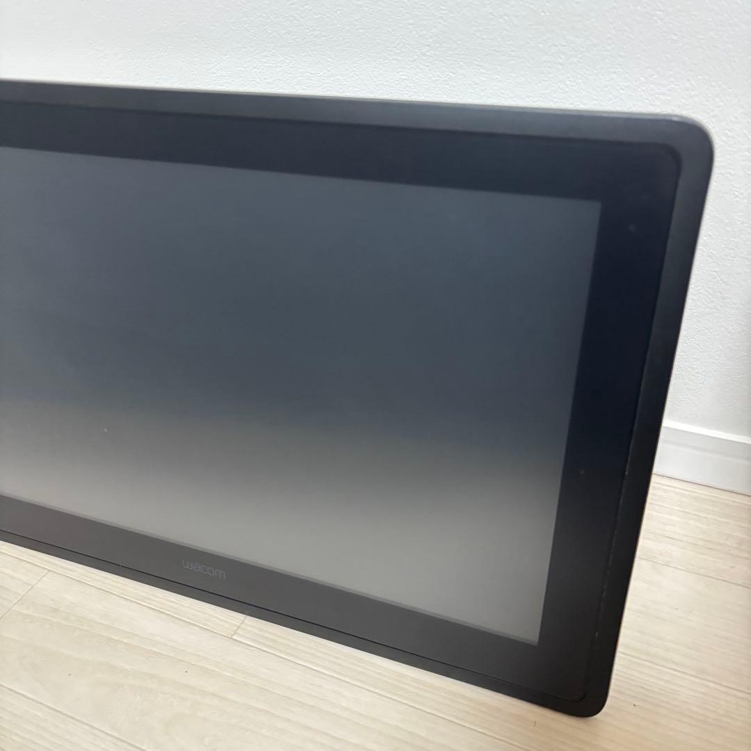 Wacom Cintiq 22 DTK2260 大型液晶ペンタブ　2021年製