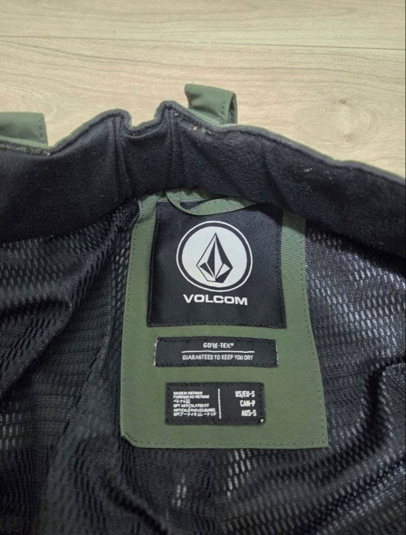 VOLCOM/ボルコム L GORE-TEX 上下セットSサイズ ゴアテックス