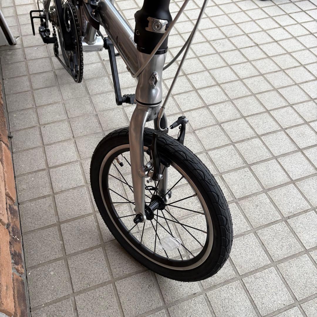 エ*ン様 ルノー　PLATINUM LIGHT8 折りたたみ自転車