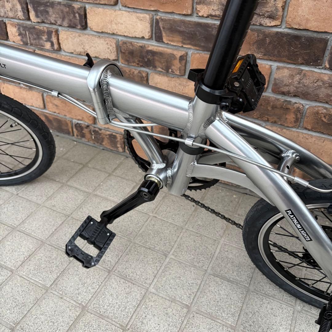 エ*ン様 ルノー　PLATINUM LIGHT8 折りたたみ自転車