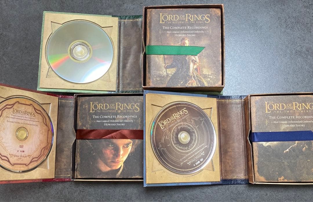 廃盤　オリジナルサウンドトラックCD 「ロード・オブ・ザ・リング　コンプリート」