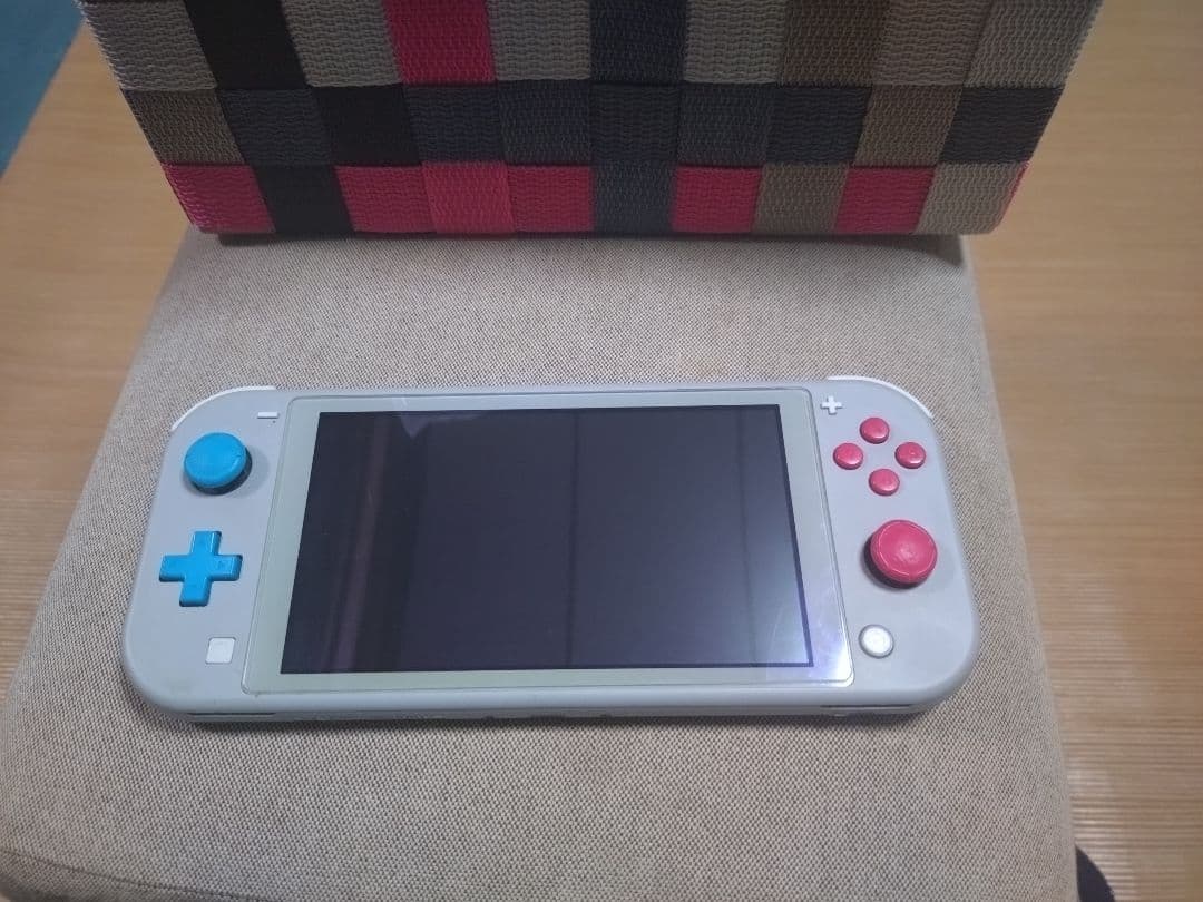 Nintendo Switch Lite グレー/青/赤 本体のみです。